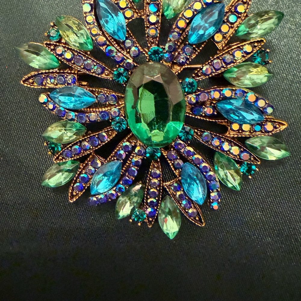 Elegant Green and Blue Gemstone Brooch